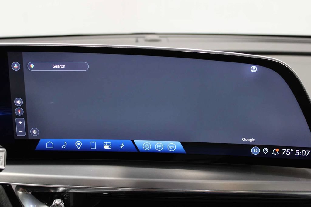 Used 2024 Cadillac Lyriq Luxury AWD/4WD image 34