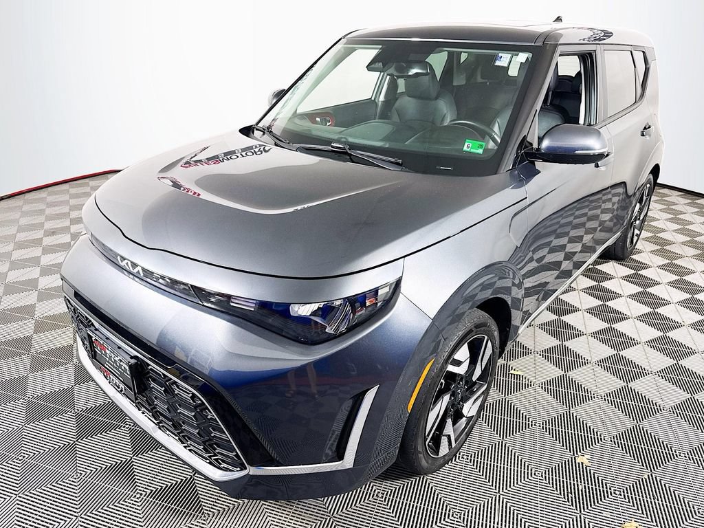Used 2024 Kia Soul GT-Line FWD image 3
