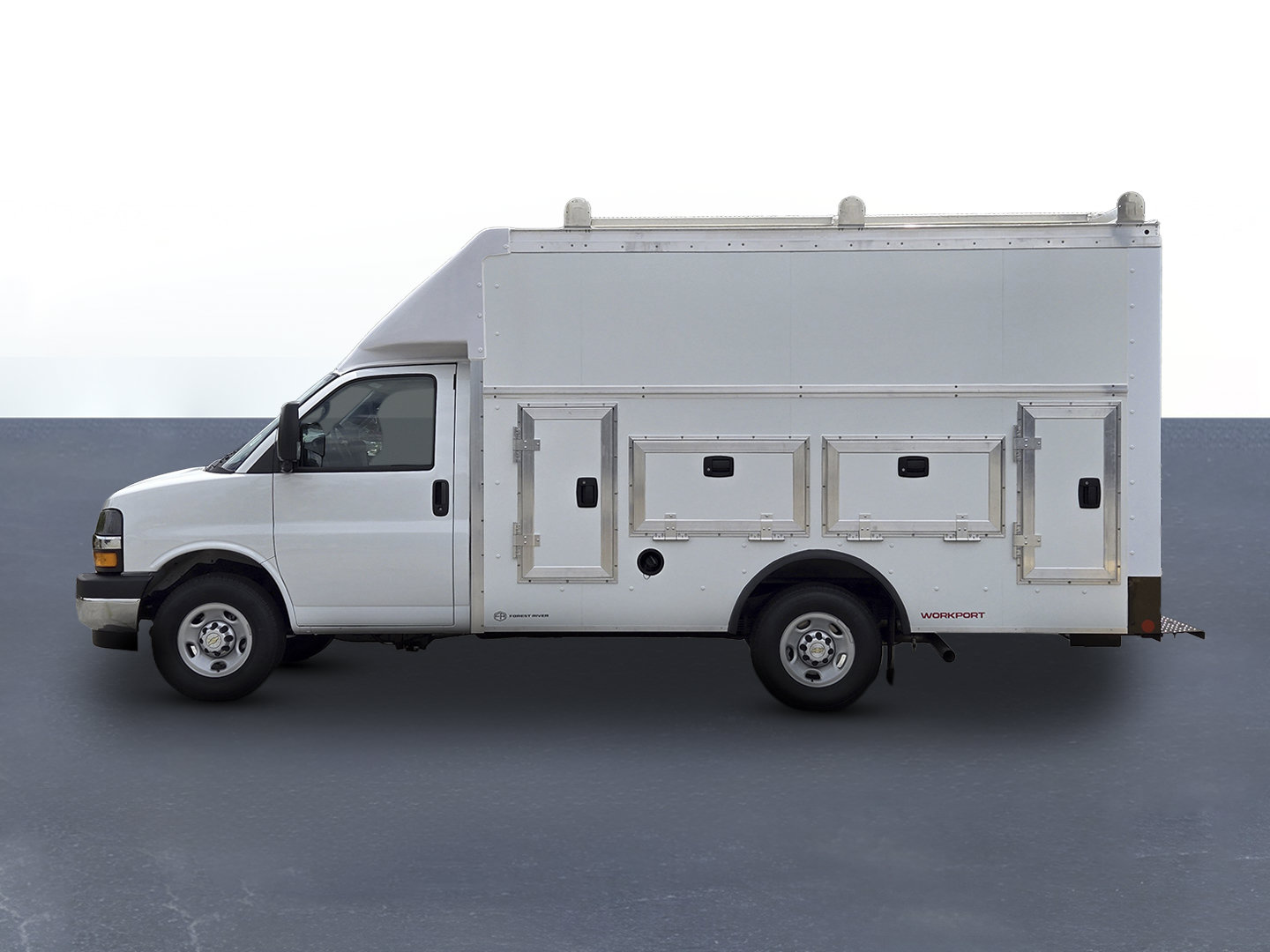 New 2025 Chevrolet Express 4500 w/ Power Convenience Package RWD image 8