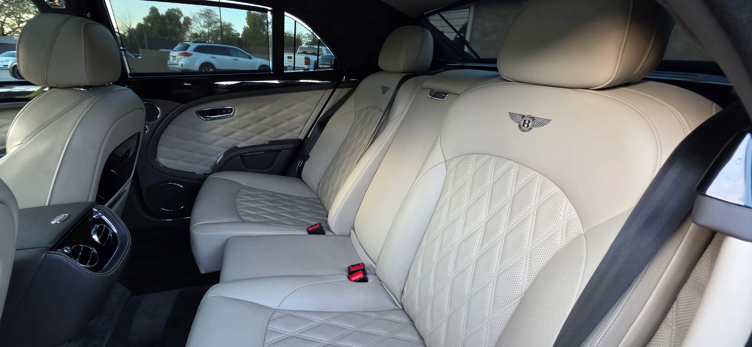 Used 2020 Bentley Mulsanne image 23