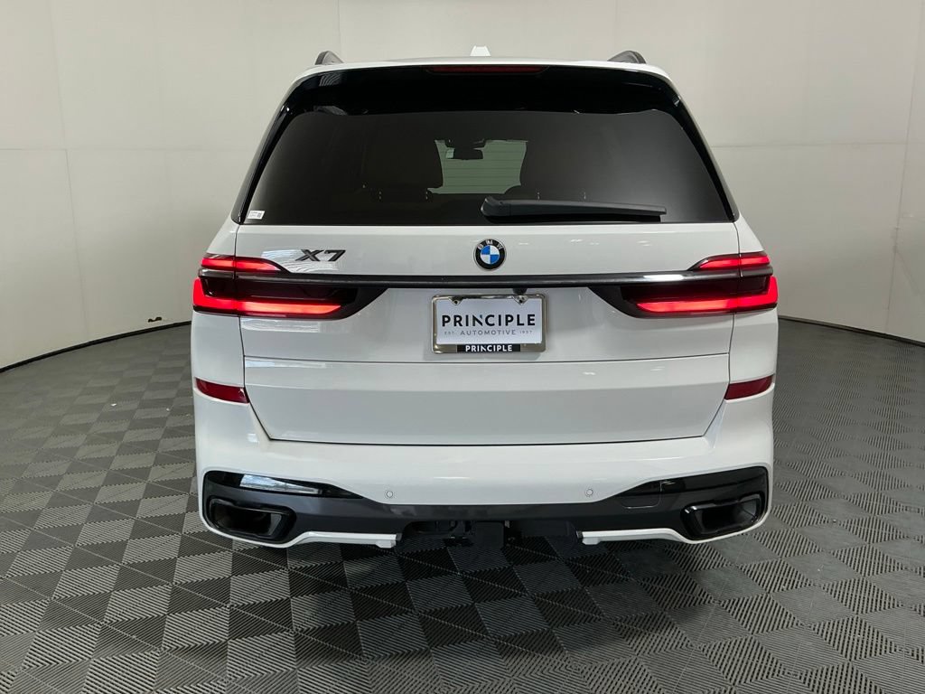 Certified 2024 BMW X7 xDrive40i w/ M Sport Package AWD/4WD image 6