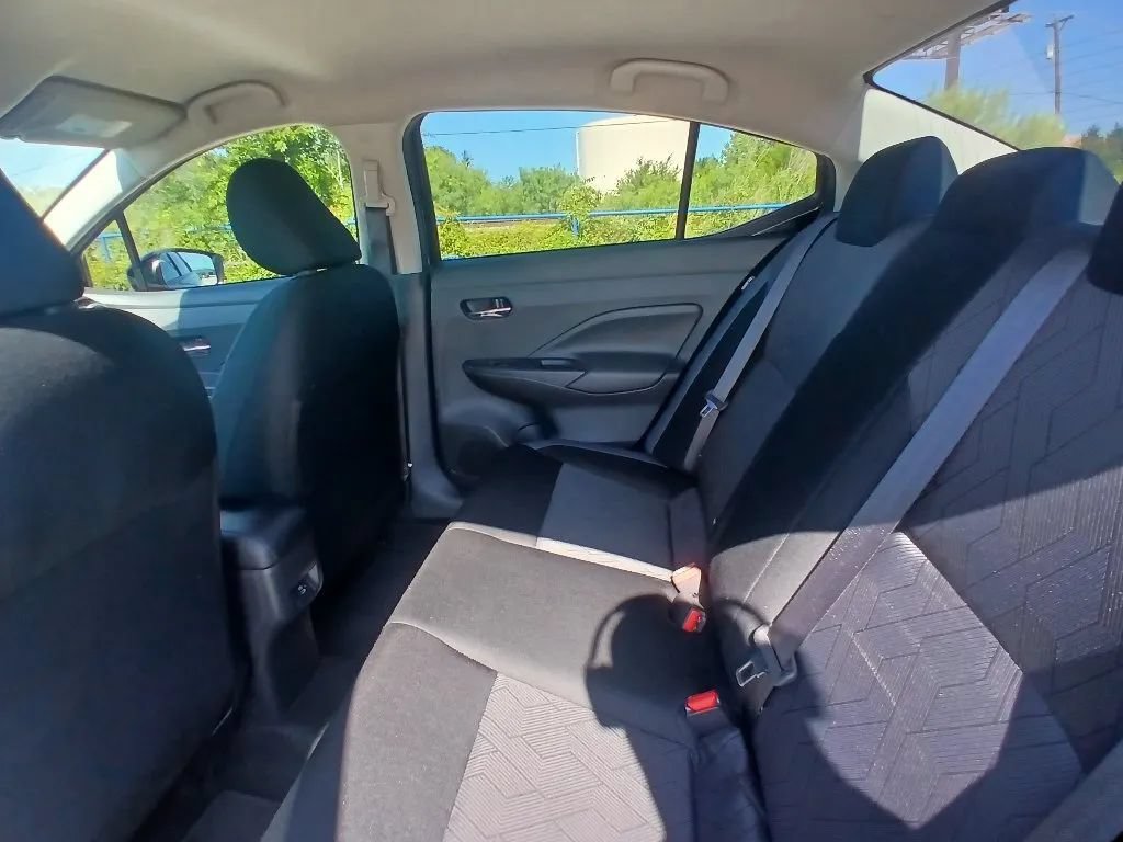 Used 2024 Nissan Versa SV w/ Trunk Package FWD image 17