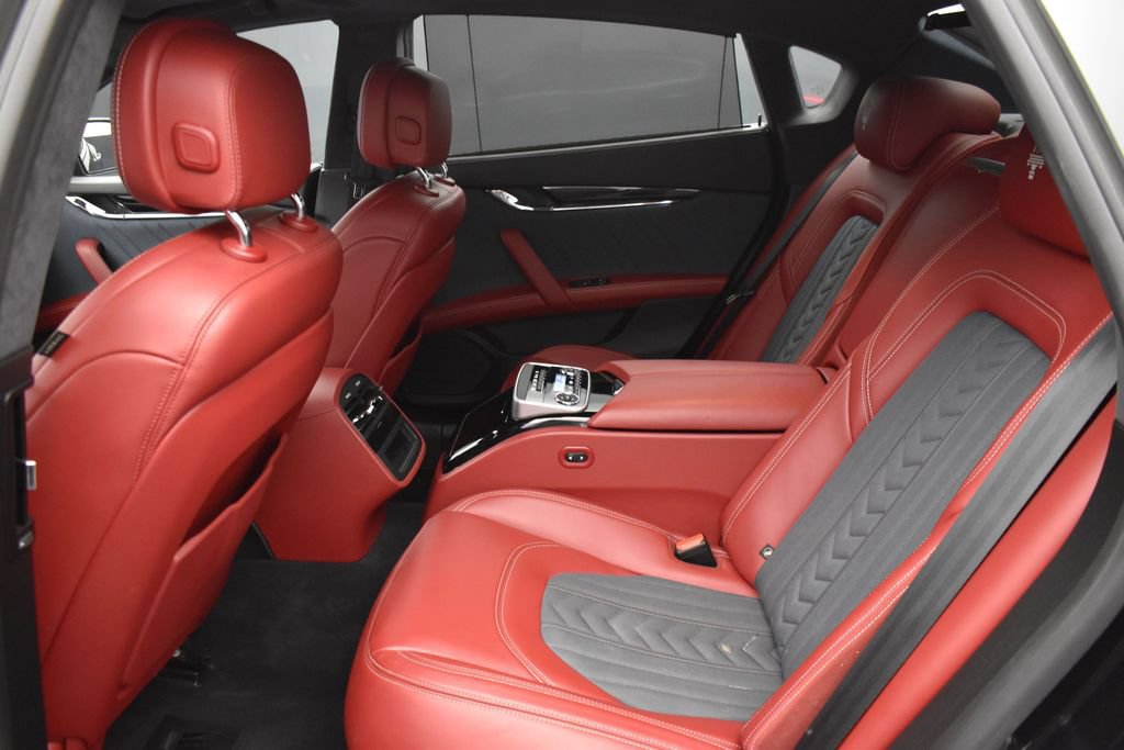 Used 2019 Maserati Quattroporte S GranLusso Q4 AWD/4WD image 13