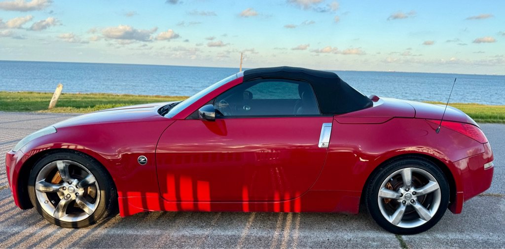 Used 2006 Nissan 350Z Grand Touring RWD image 8