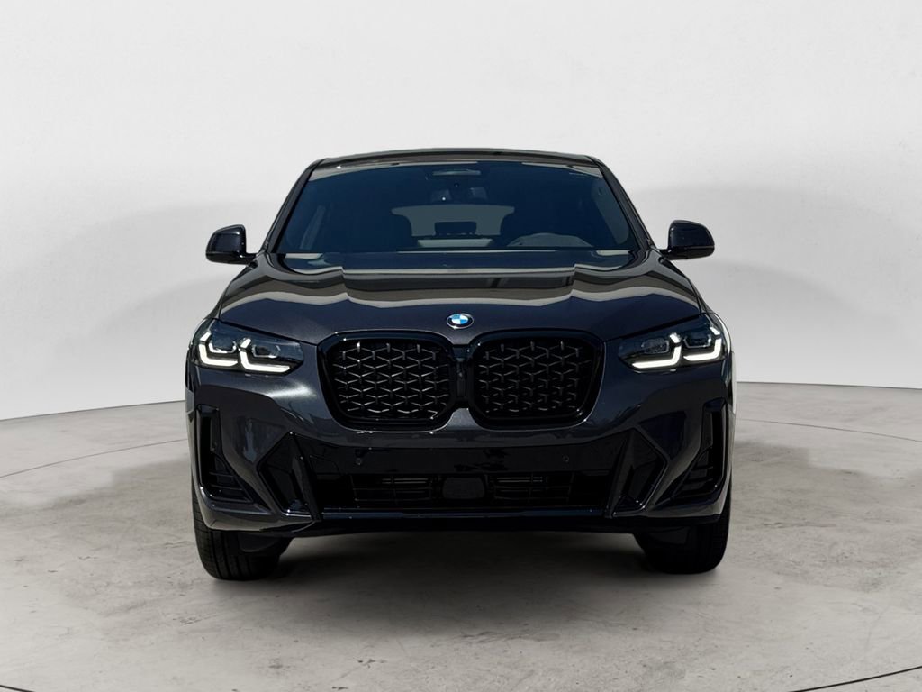 Used 2025 BMW X4 xDrive30i w/ Premium Package AWD/4WD image 2