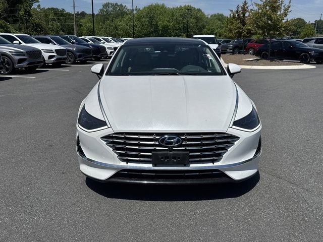 Used 2021 Hyundai Sonata Limited FWD image 2