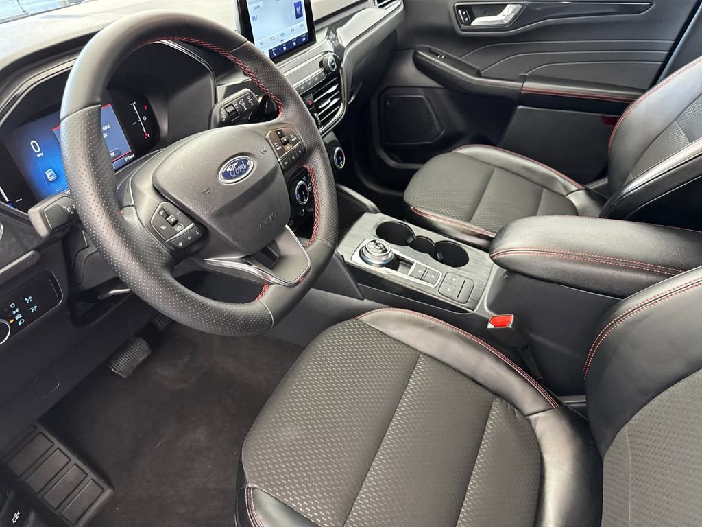 Used 2025 Ford Escape ST-Line AWD/4WD image 9