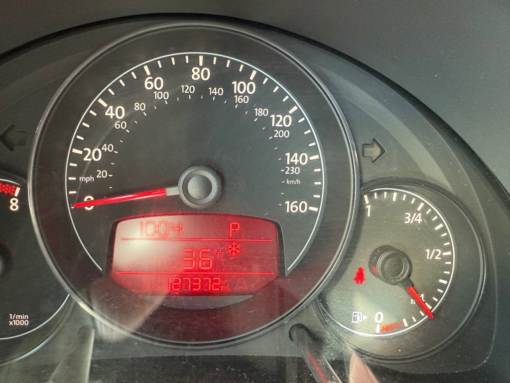 Used 2012 Volkswagen Beetle 2.5 image 12