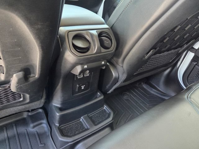 Used 2021 Jeep Wrangler Unlimited Rubicon 4xe AWD/4WD image 10