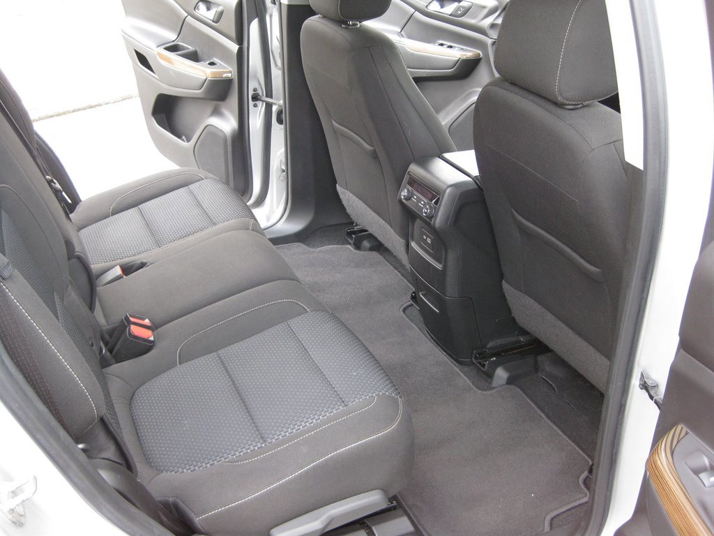 Used 2020 GMC Acadia SLE FWD image 30