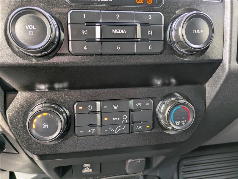 Used 2022 Ford F250 XL w/ STX Appearance Package image 29