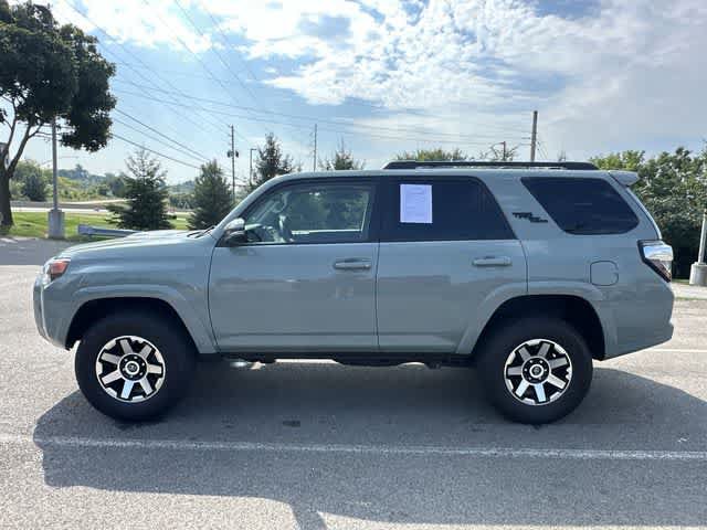 Used 2023 Toyota 4Runner TRD Off-Road Premium w/ Off Road Premium Plus Package AWD/4WD image 2