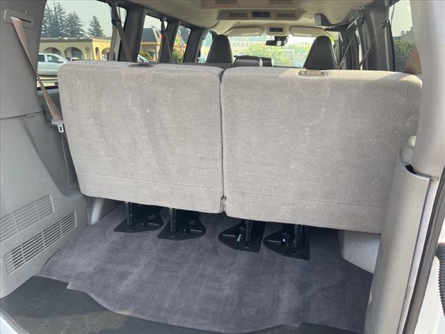Used 2019 Chevrolet Express 3500 LT w/ LT Preferred Equipment Group RWD image 6