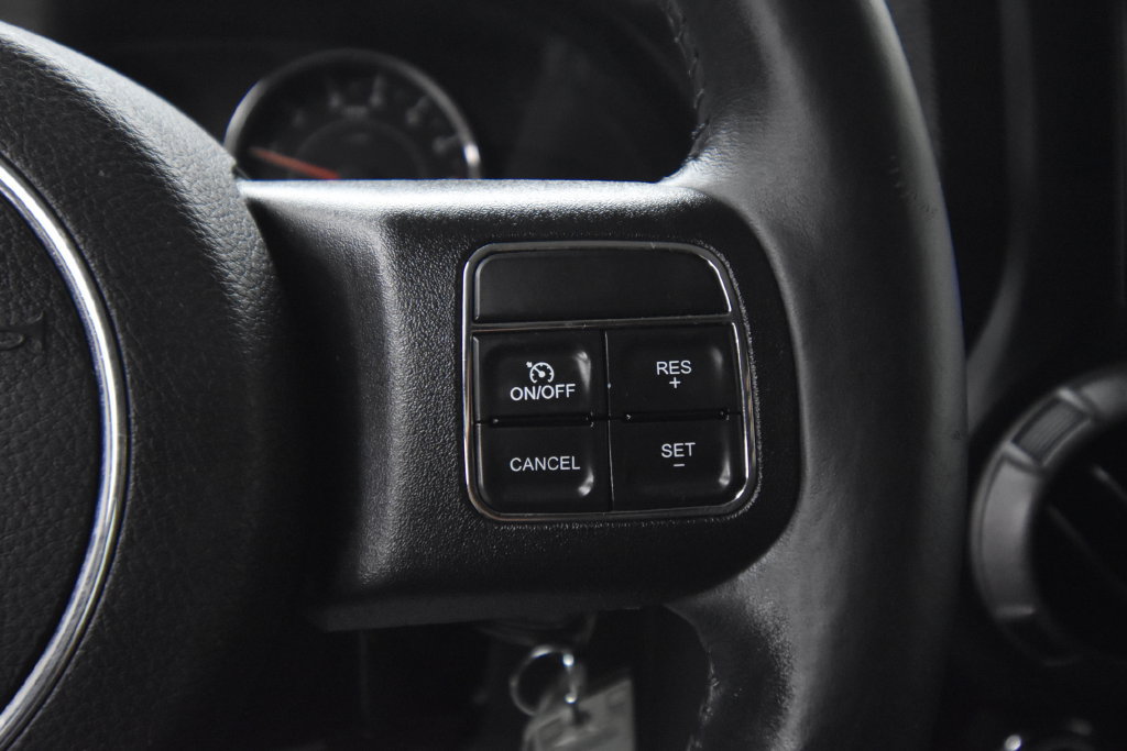 Used 2013 Jeep Wrangler Unlimited Sport AWD/4WD image 29