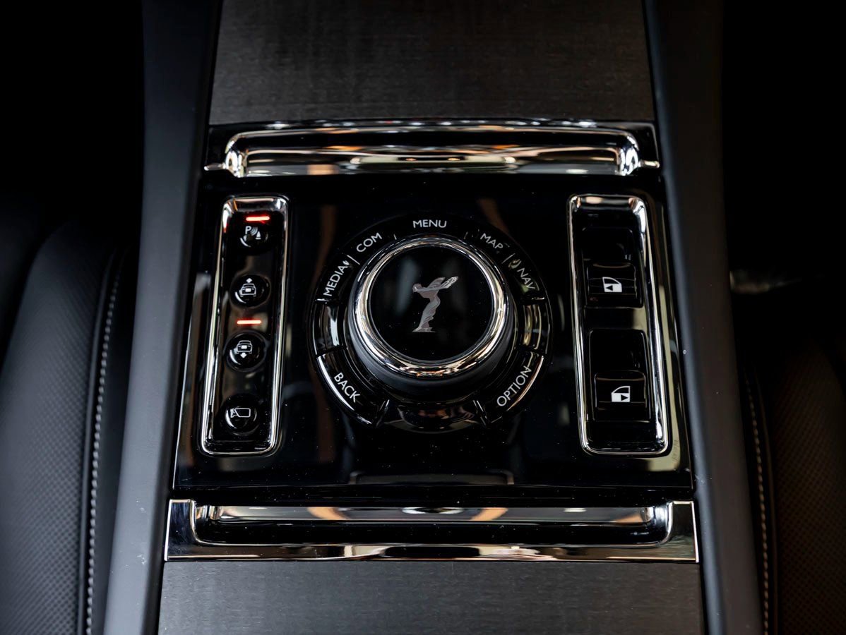 Used 2024 Rolls-Royce Ghost image 17