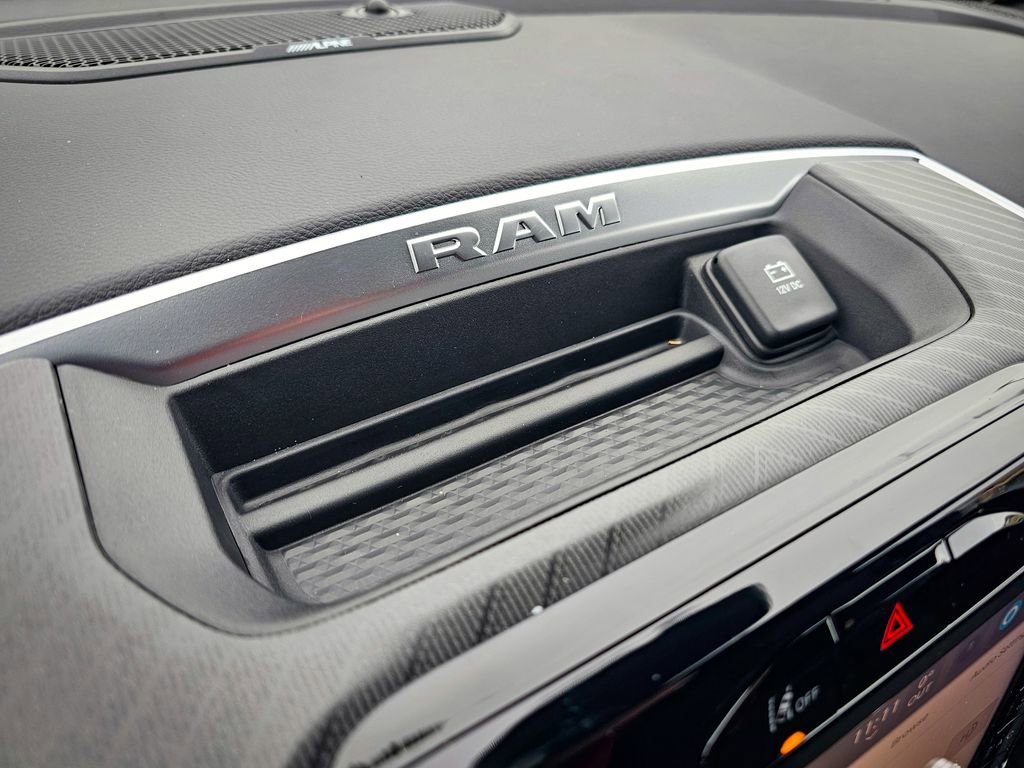 New 2026 RAM 1500 4x4 Crew Cab image 23