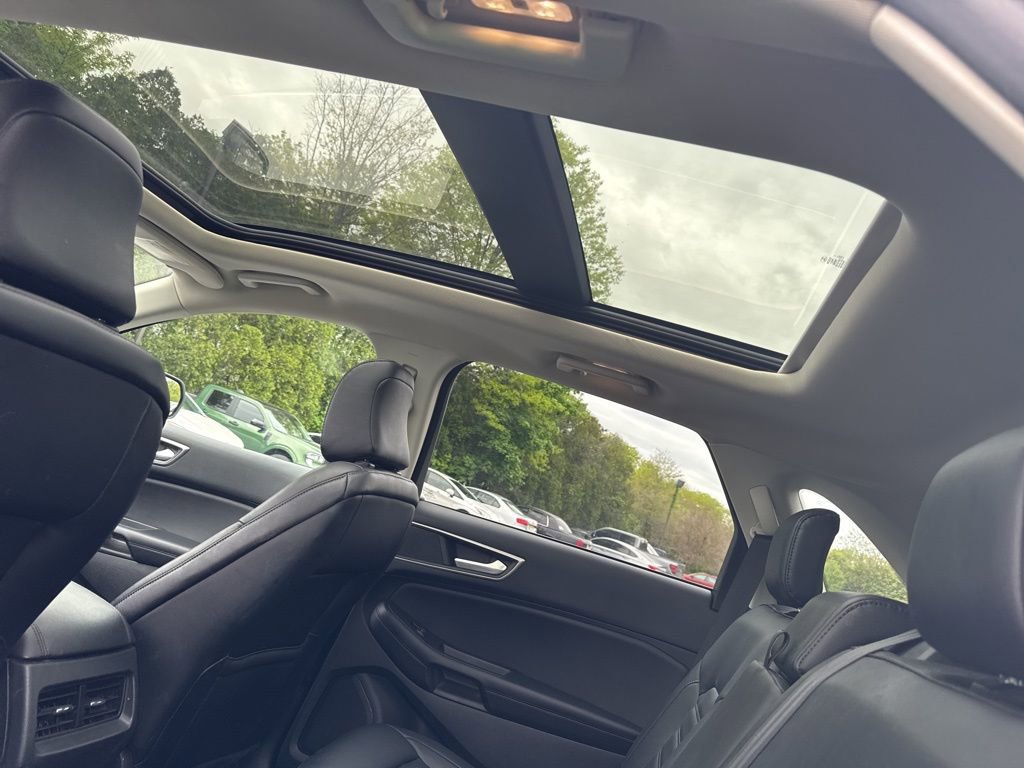 Used 2023 Ford Edge SEL w/ Convenience Package AWD/4WD image 11