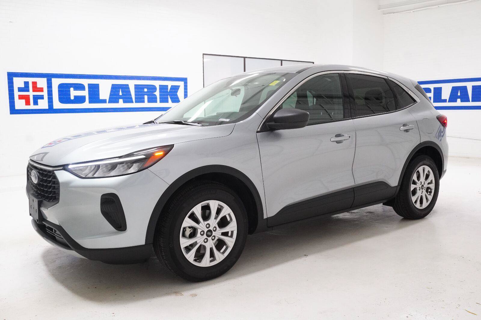 Used 2024 Ford Escape Active w/ Tech Pack #1 FWD image 36