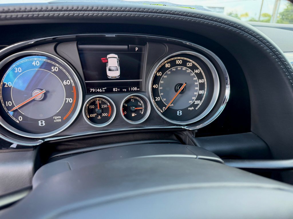Used 2014 Bentley Flying Spur W12 AWD/4WD image 13
