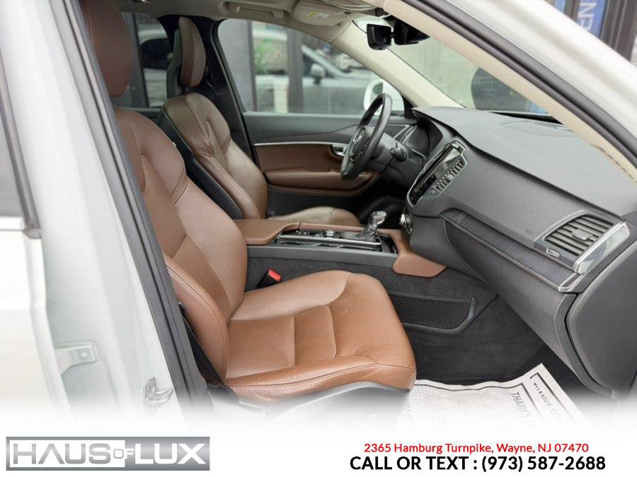 Used 2020 Volvo XC90 T6 Momentum image 19