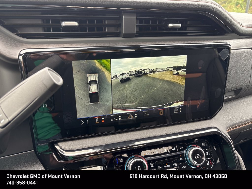 New 2026 GMC Sierra 3500 AT4 w/ AT4 Premium Plus Package AWD/4WD image 24
