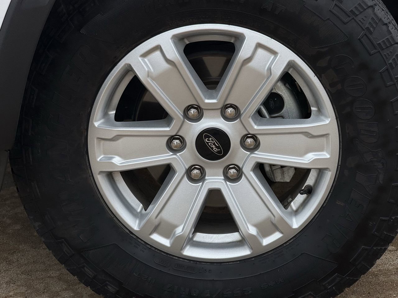 Used 2024 Ford Ranger XL image 8