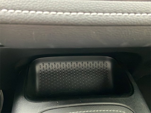 Used 2025 Toyota Corolla SE image 21