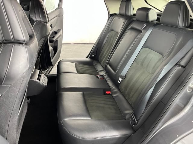 Used 2023 Nissan Ariya FWD image 41