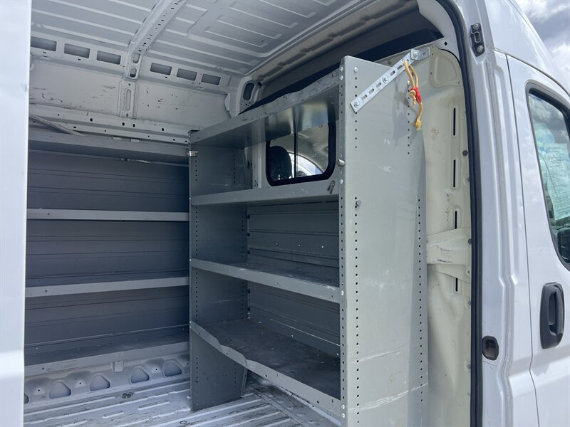 Used 2024 RAM ProMaster 2500 FWD image 11