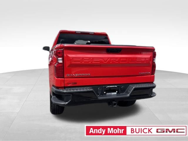 Used 2022 Chevrolet Silverado 1500 Custom Trail Boss AWD/4WD image 17