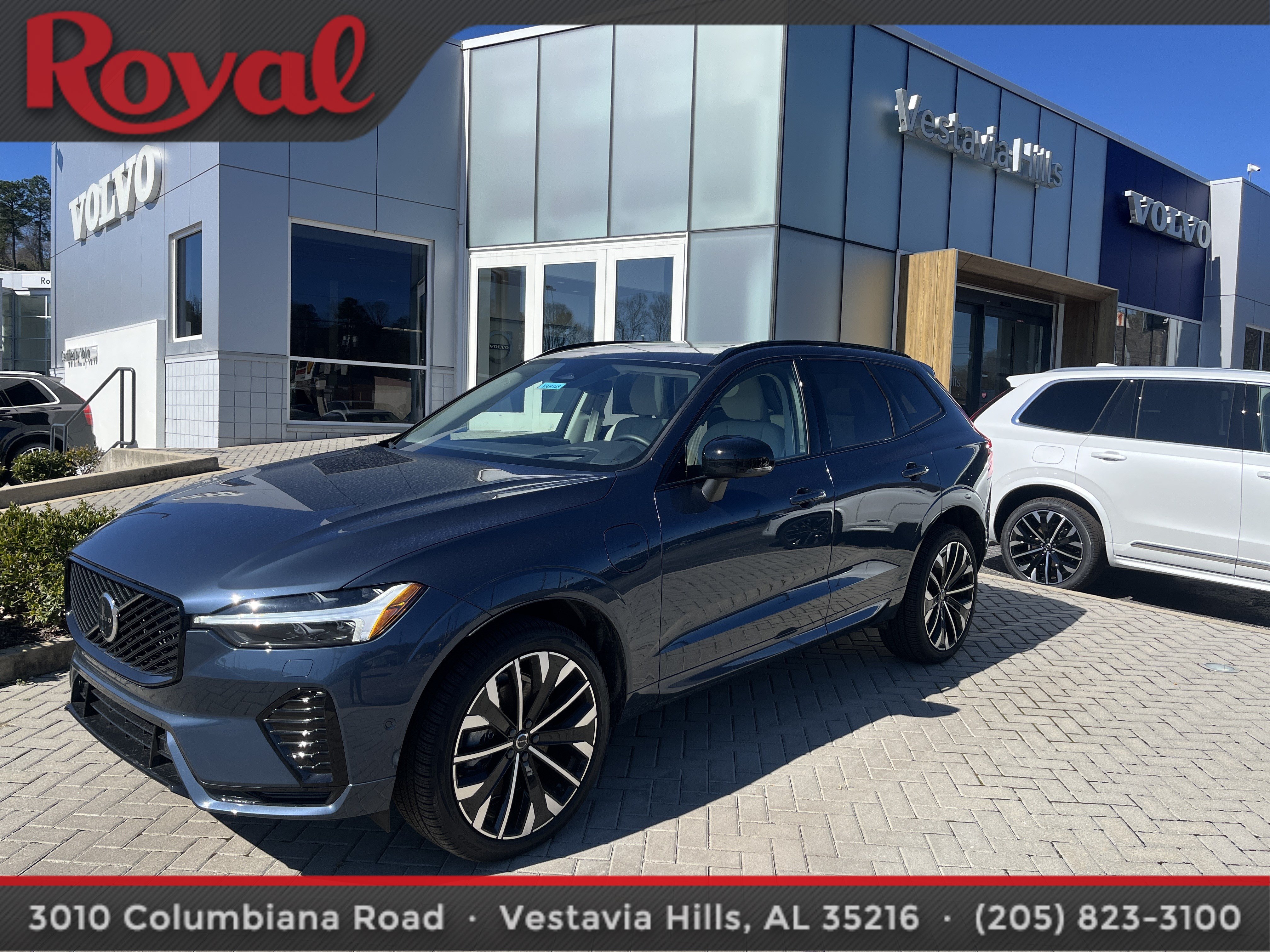 New 2026 Volvo XC60 T8 Ultra w/ Protection Package Premier AWD/4WD image 1
