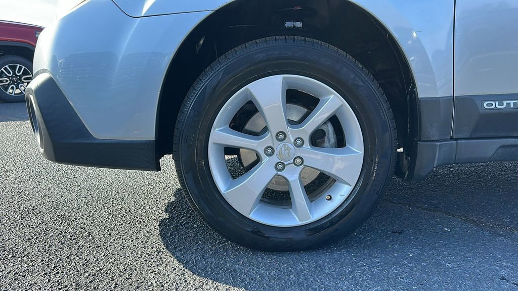 Used 2013 Subaru Outback 2.5i Premium w/ Popular Pkg 1A image 14