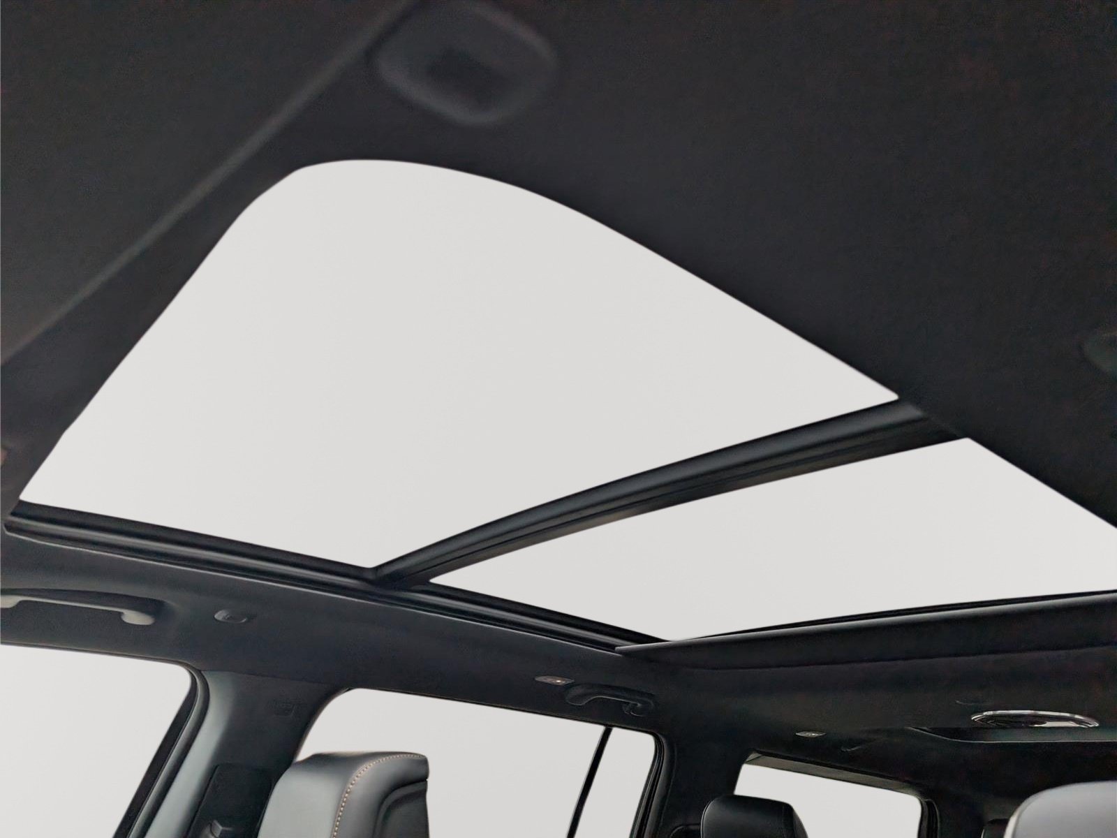 New 2026 Jeep Grand Wagoneer 4WD image 6