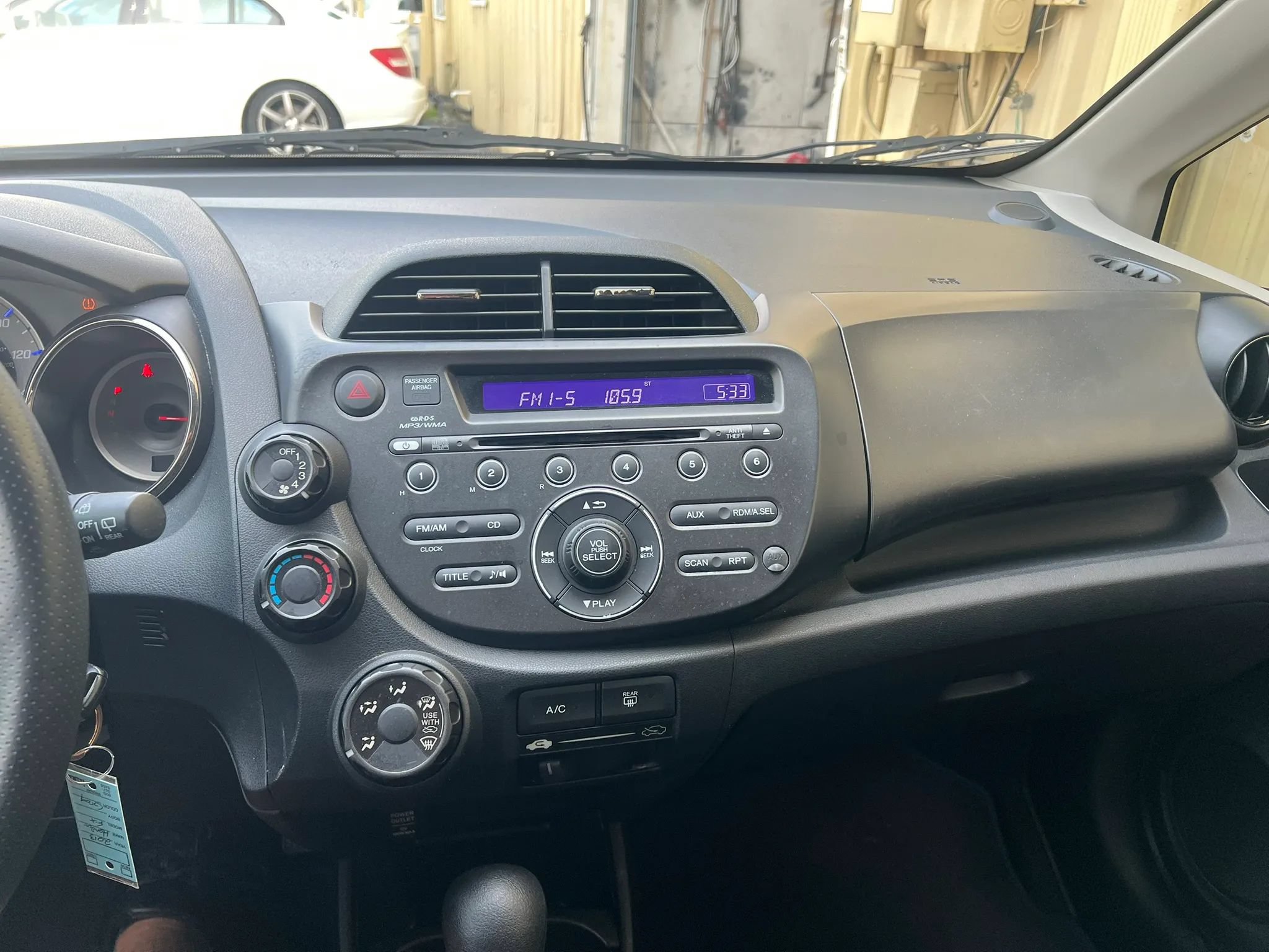 Used 2013 Honda Fit Sport image 9