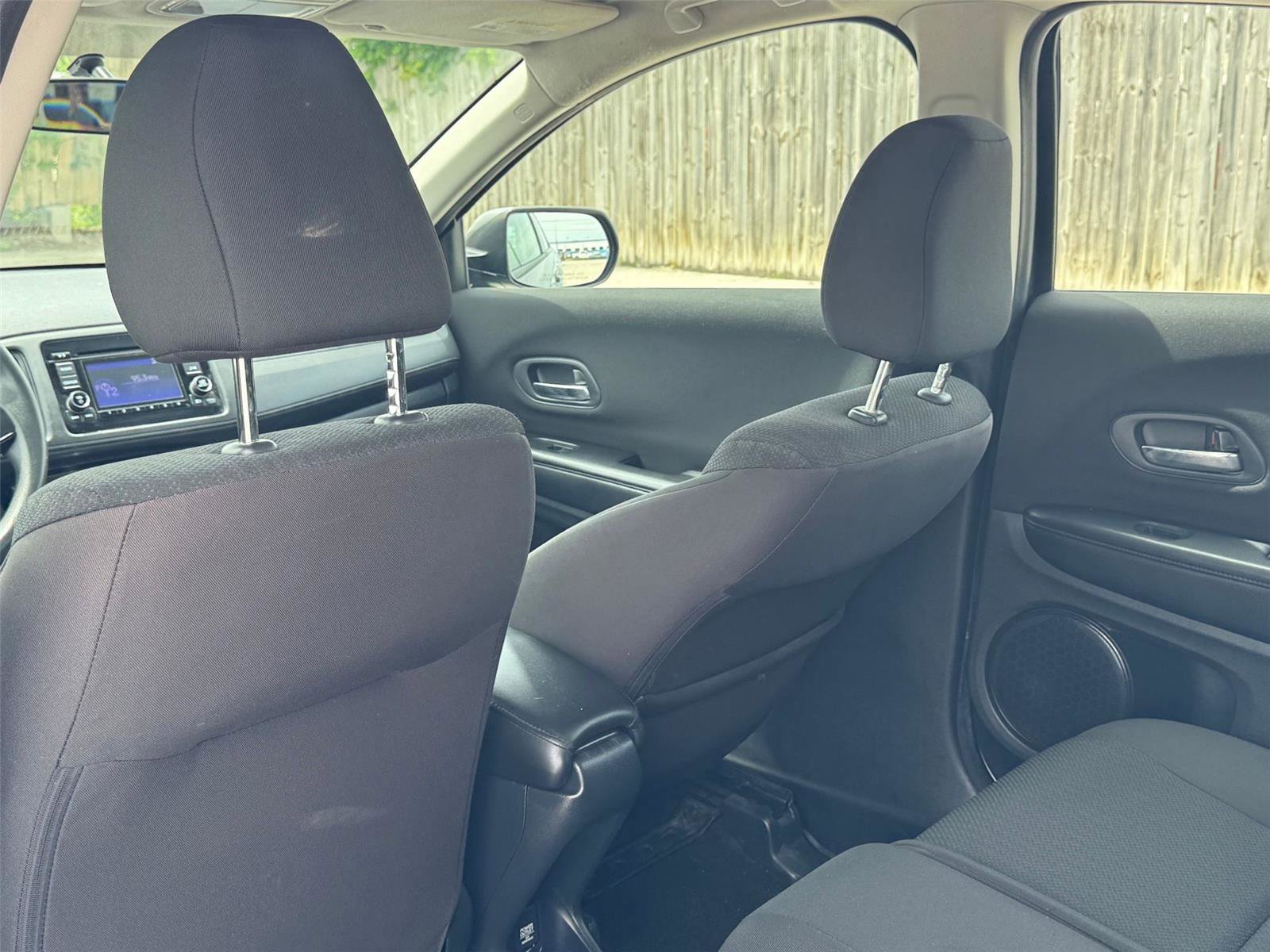 Used 2017 Honda HR-V LX image 22