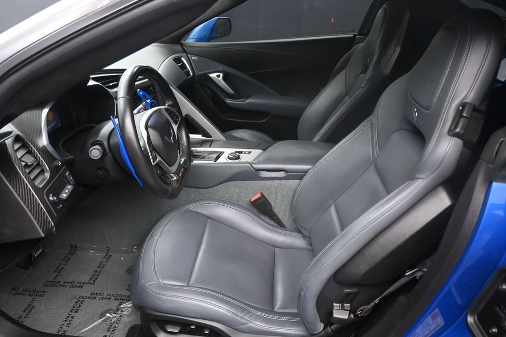 Used 2016 Chevrolet Corvette Z06 w/ 3LZ Preferred Equipment Group RWD image 14