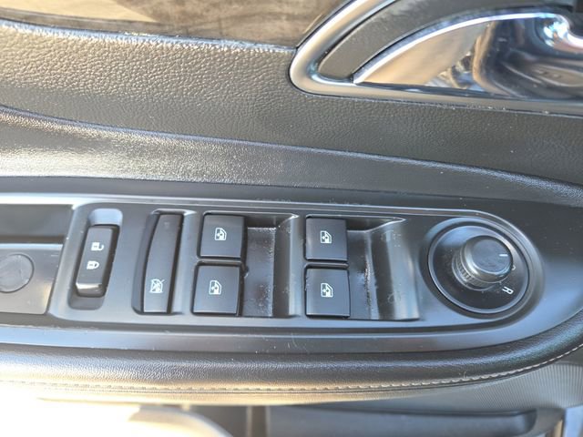 Used 2016 Buick Encore FWD image 17