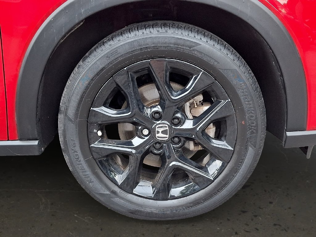 Certified 2024 Honda HR-V Sport image 10