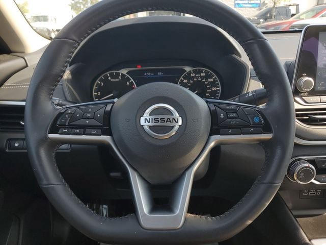 Used 2021 Nissan Altima 2.5 SV w/ SV Premium Package FWD image 22