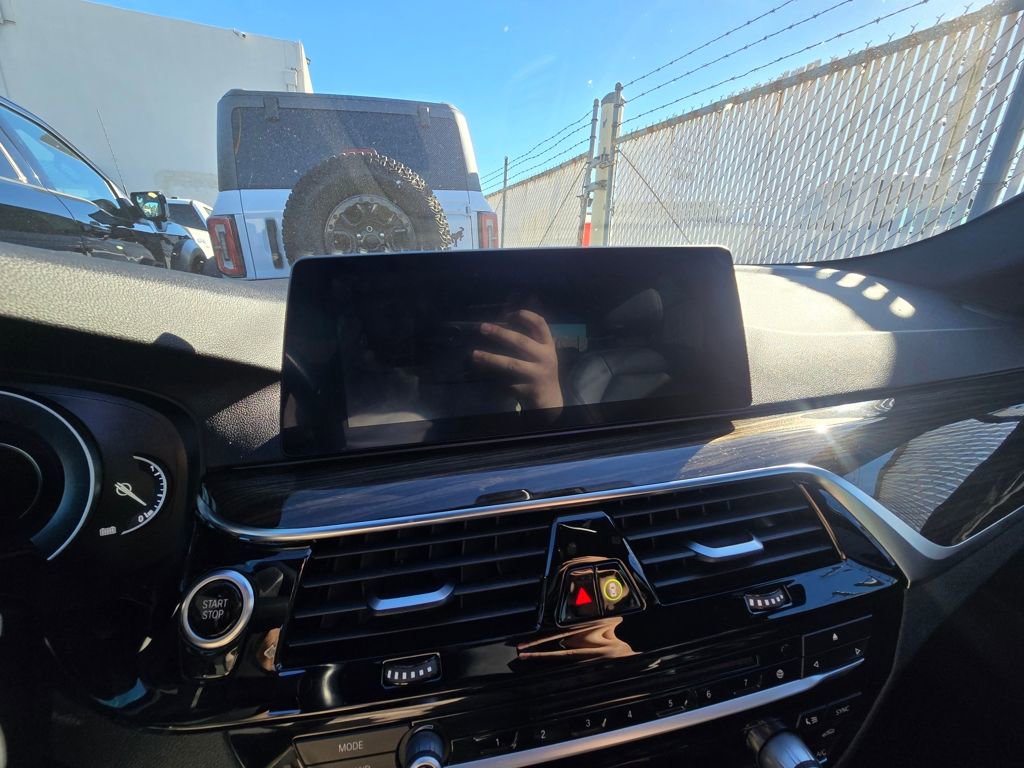 Used 2019 BMW 530e 530e iPerformance w/ Convenience Package image 66