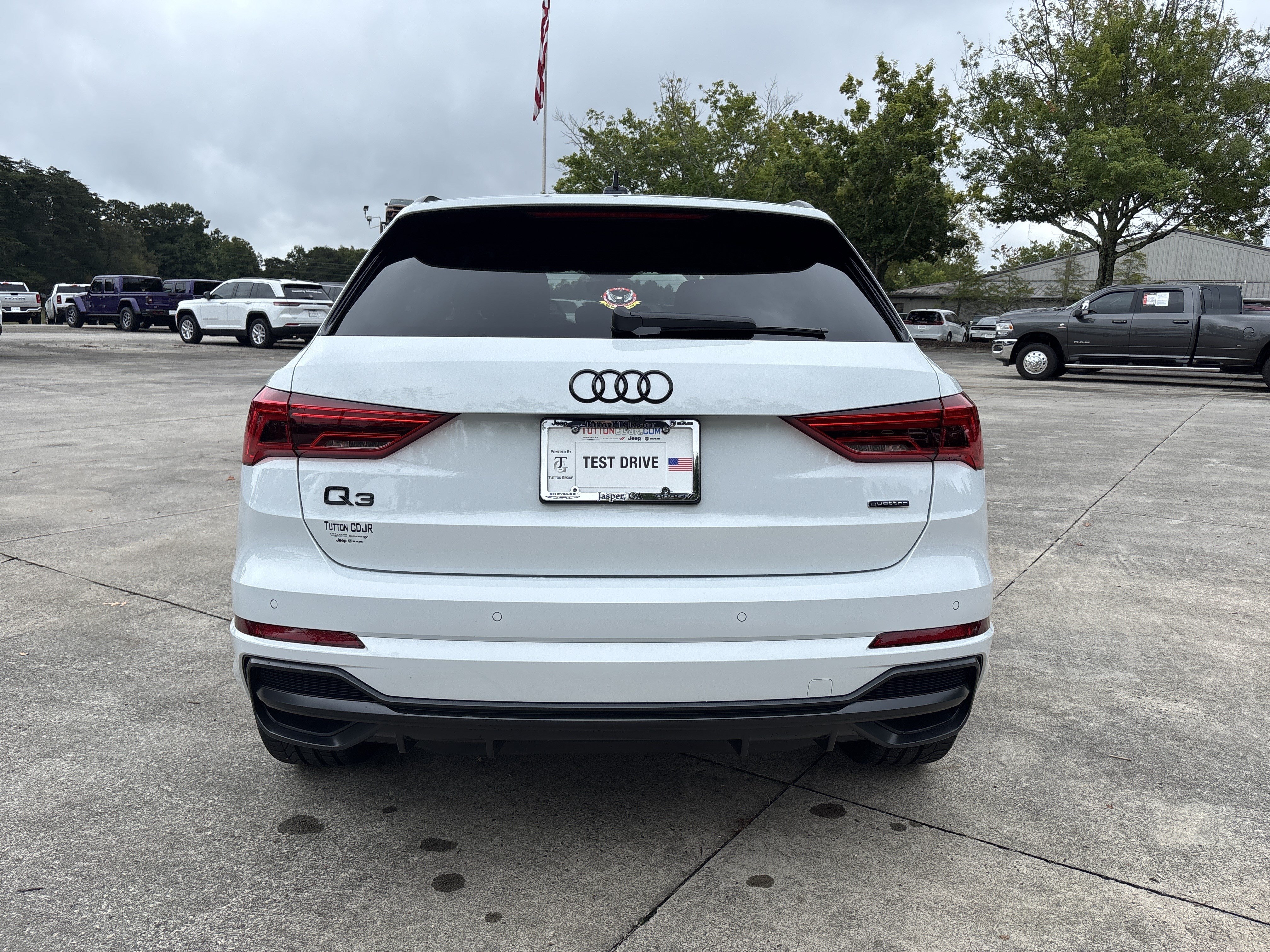 Used 2022 Audi Q3 2.0T Premium Plus AWD/4WD image 6