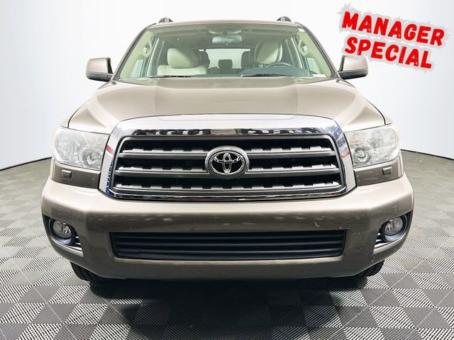 Used 2016 Toyota Sequoia SR5 image 3