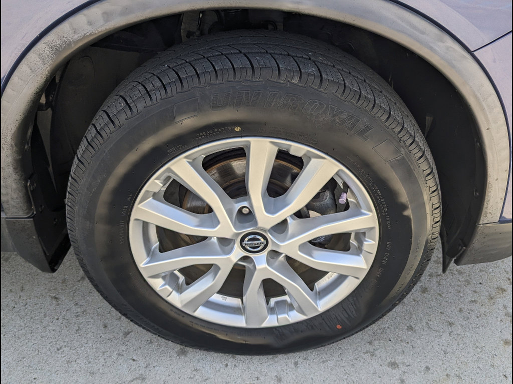 Used 2020 Nissan Rogue S w/ Special Edition Package image 15