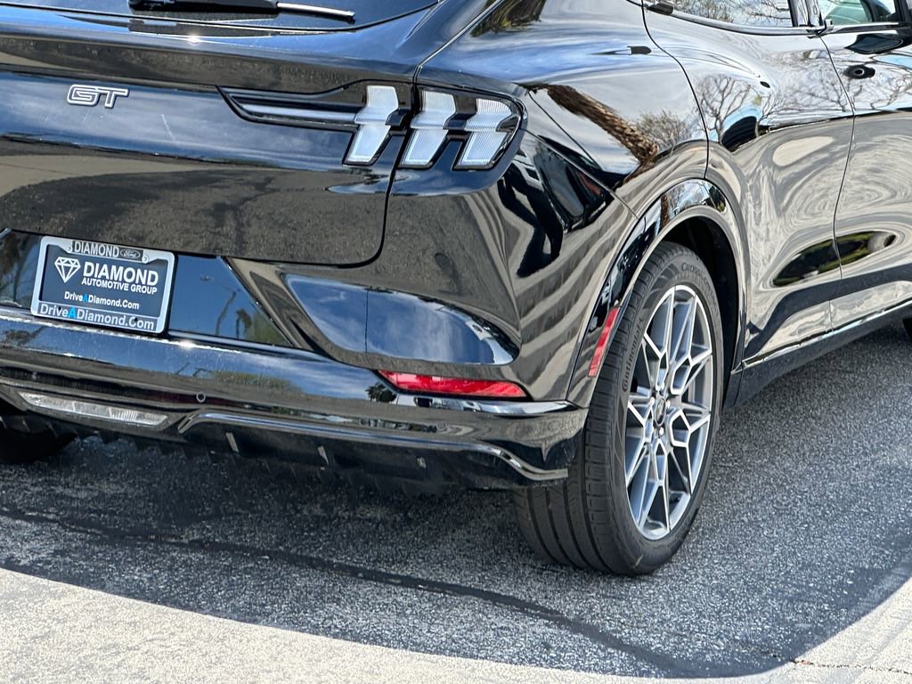 New 2026 Ford Mustang Mach-E GT AWD/4WD image 7