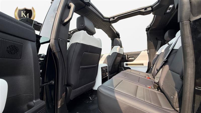 Used 2025 GMC Hummer EV 3X w/ LPO, Illumination Package AWD/4WD image 24