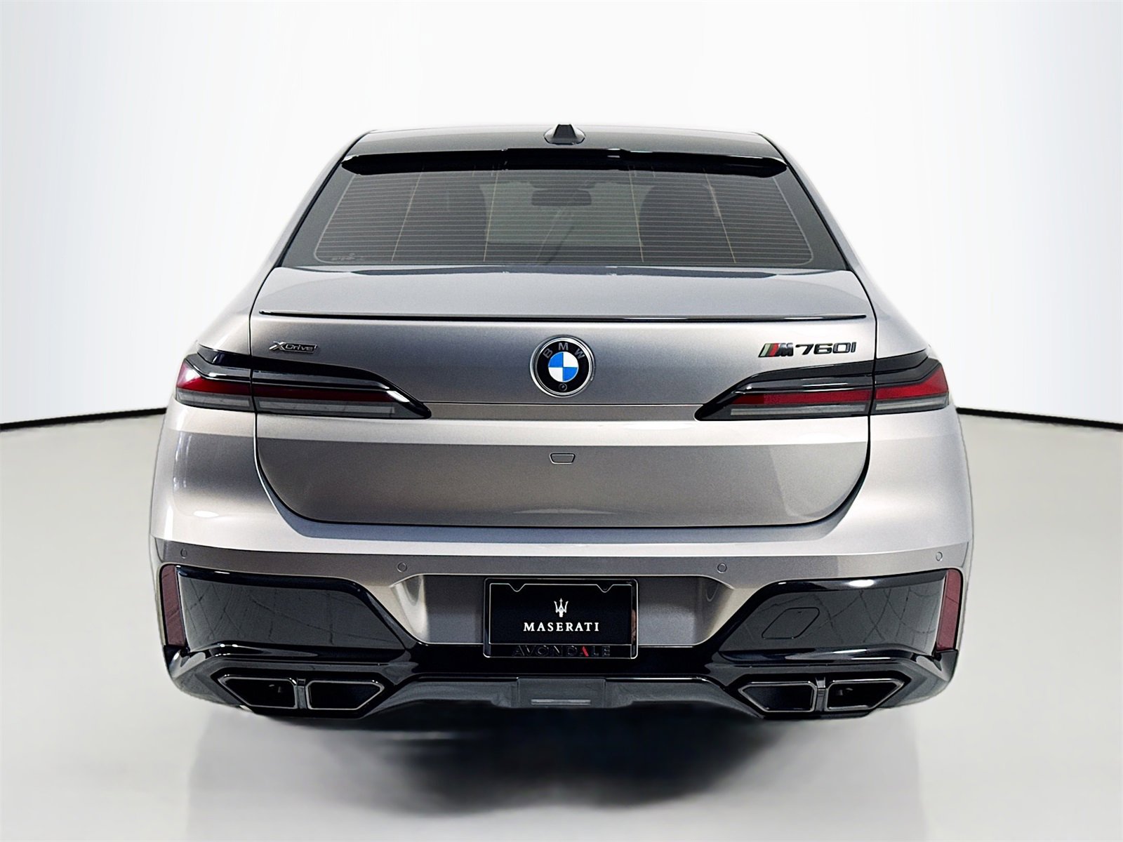 Used 2023 BMW 760i xDrive w/ Luxury Rear Seating Package image 6