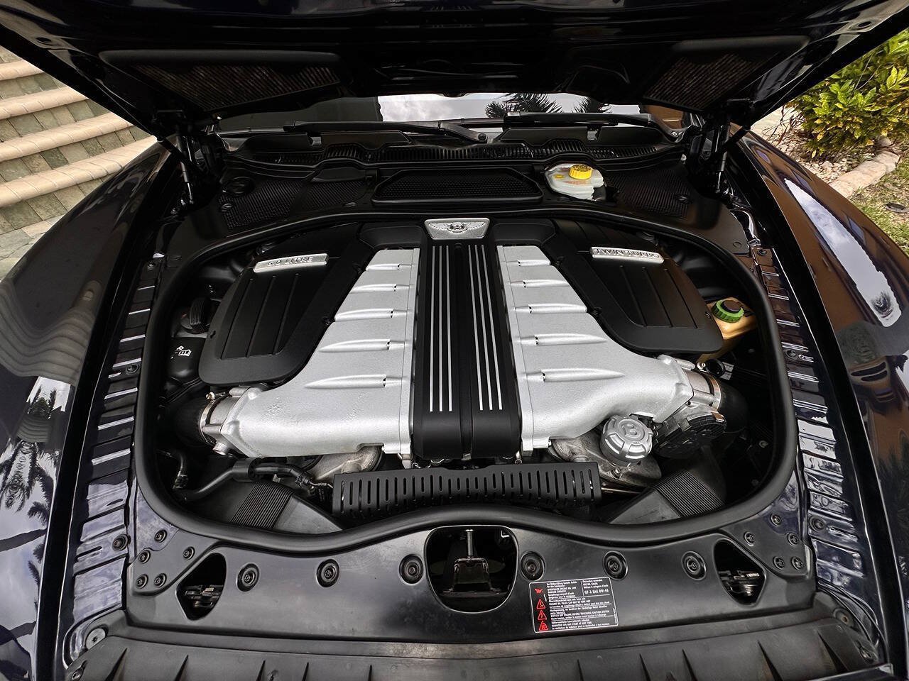 Used 2014 Bentley Flying Spur W12 AWD/4WD image 9