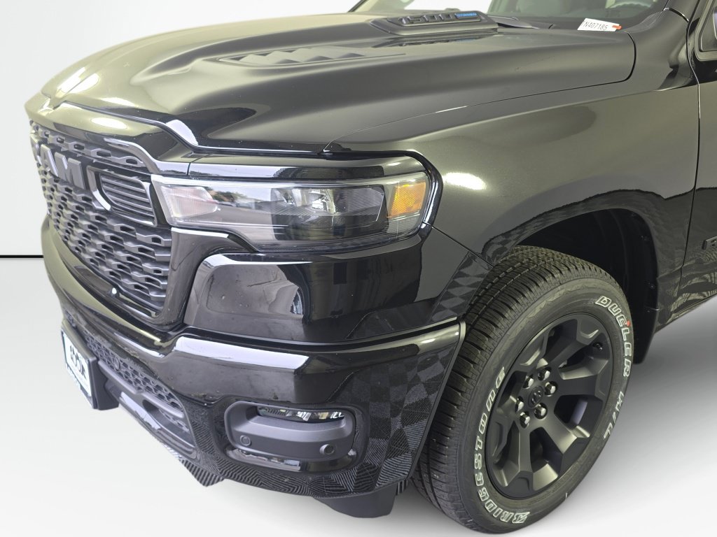 New 2026 RAM 1500 Express AWD/4WD image 12