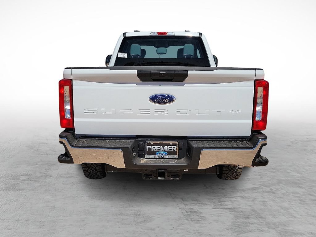 New 2026 Ford F250 XL w/ XL Off-Road Package AWD/4WD image 9