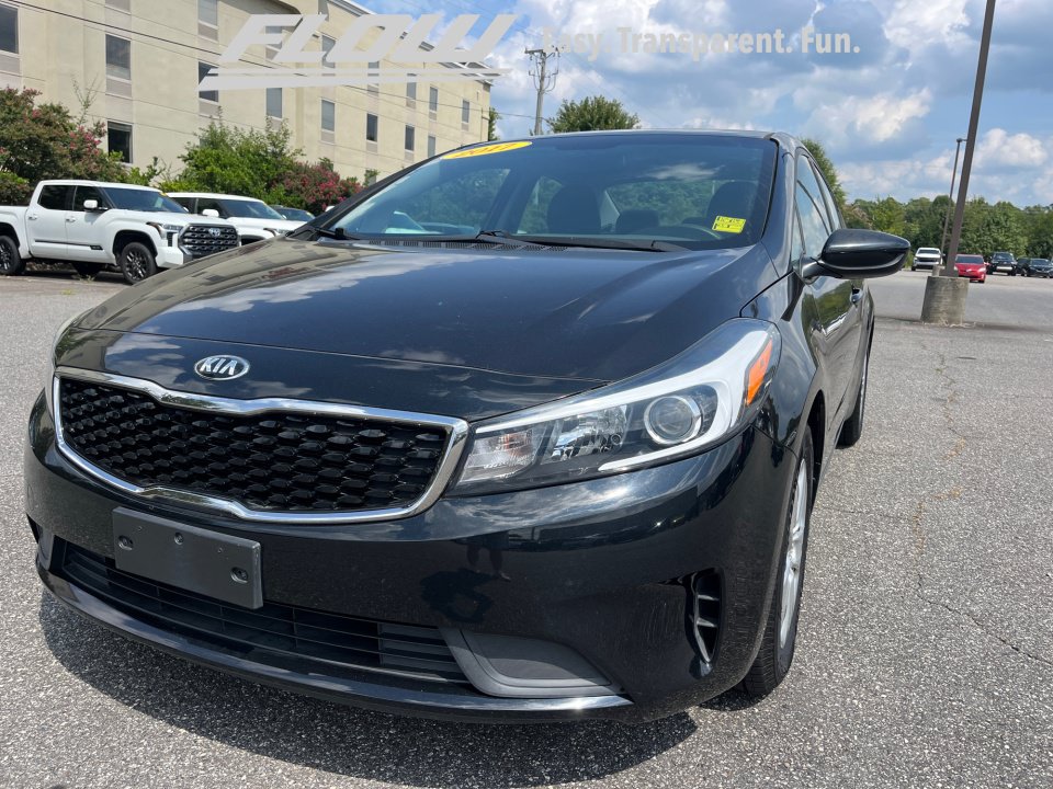 Used 2017 Kia Forte LX FWD image 27